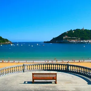 Bahía 2*, San Sebastián España