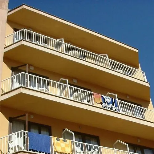 Hostal Tierramar El Arenal  0*, El Arenal (Mallorca)